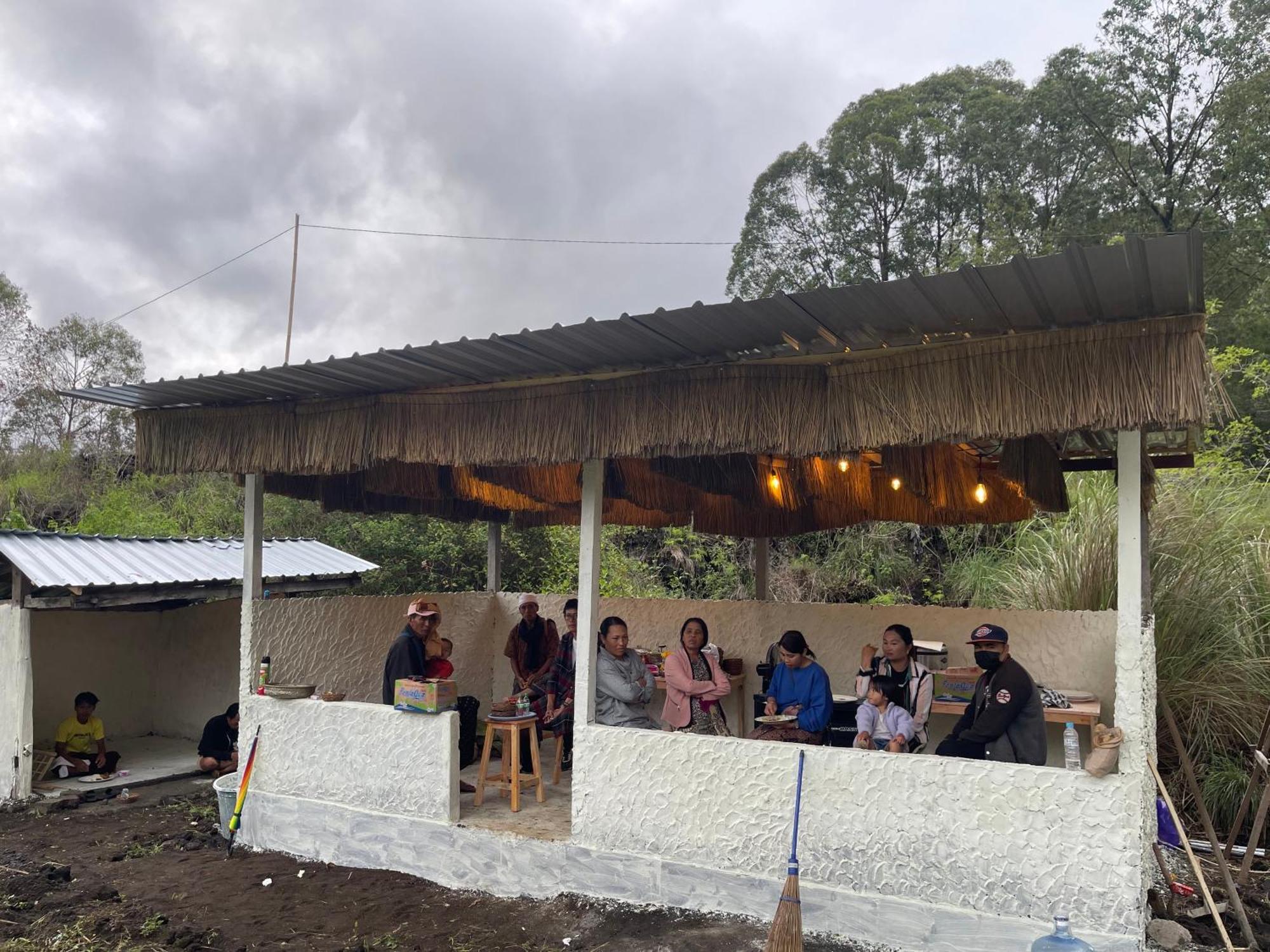 Triangular House And Hot Spring Hotel Kubupenlokan Luaran gambar